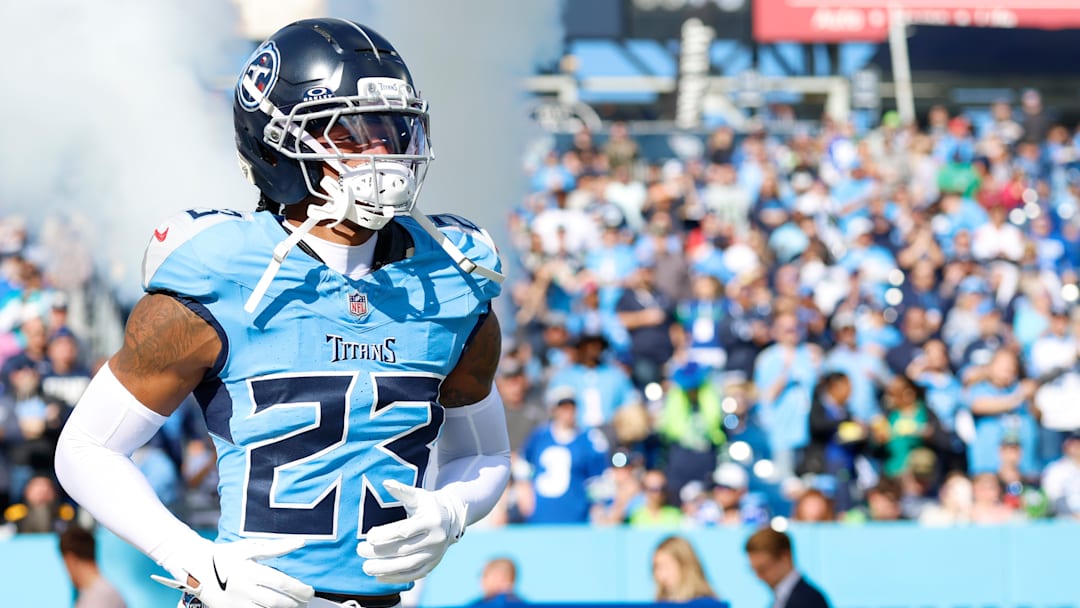 Tennessee Titans' Safety Kevin Winston Jr. vs the Seattle Seahawks