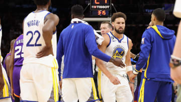 Klay Thompson fue expulsado ante Suns