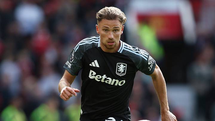 Manchester United FC v Aston Villa FC - Premier League
