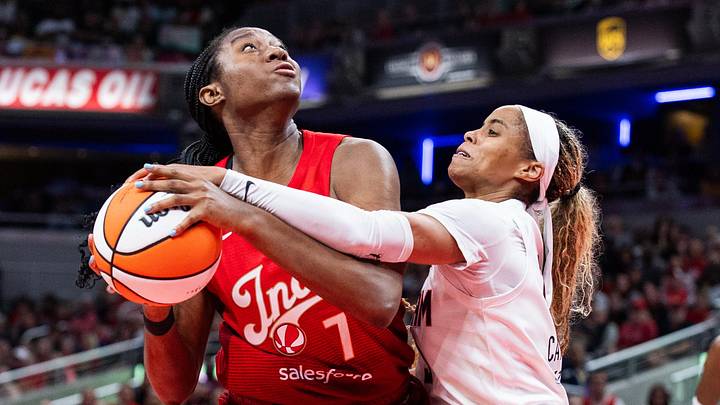 Jun 18, 2026; Indianapolis, Indiana, USA; Indiana Fever center Aliyah Boston (7) shoots against Atlanta Dream guard Jordin Canada (3) in the second half at Gainbridge Fieldhouse. Mandatory Credit: Trevor Ruszkowski-Imagn Images
