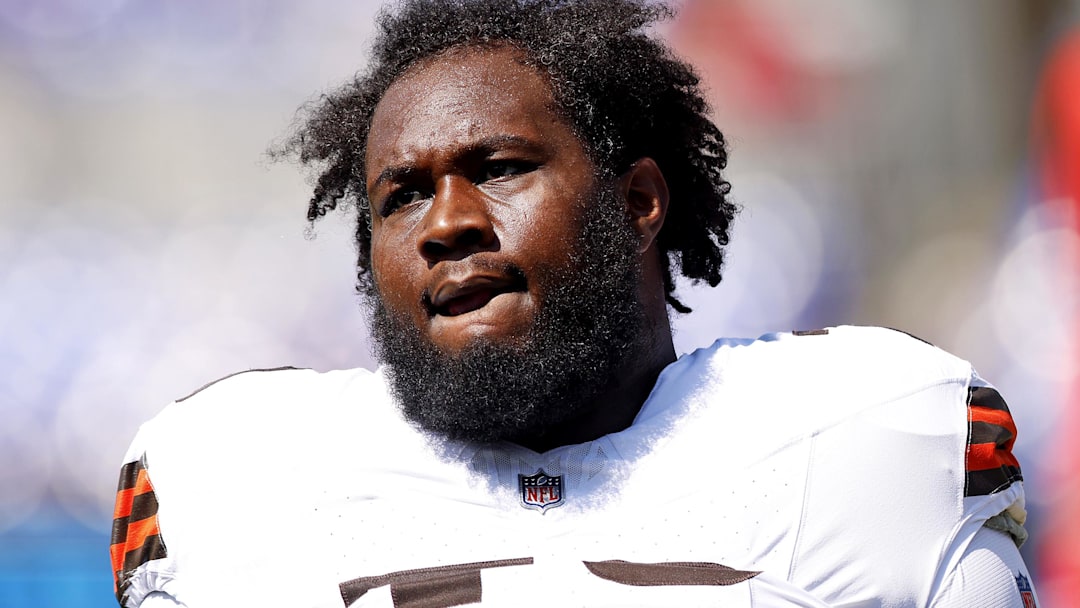 Cleveland Browns offensive tackle Dawand Jones (79) before the game against the Baltimore Ravens at M&T Bank Stadium.
