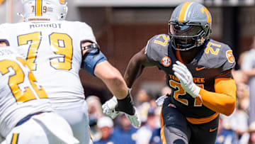 Tennessee defensive lineman James Pearce Jr. (27) during Tennessee's game against Chattanooga in Neyland Stadium in Knoxville on Saturday, Aug. 31, 2024.