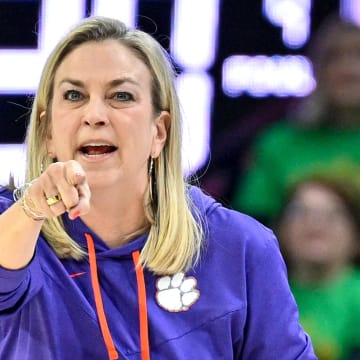 Feb 22, 2024; South Bend, Indiana, USA; Clemson Tigers head coach Amanda Butler signals to her players in the first half against the Notre Dame Fighting Irish at the Purcell Pavilion.