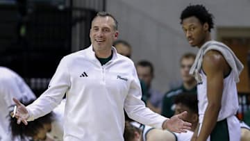 UWGB head coach Doug Gottlieb reacts to a foul call during a game against St. Thomas on Friday, November 8, 2024, at the Kress Events Center in Green Bay, Wis. St. Thomas won the game, 90-76.
Tork Mason/USA TODAY NETWORK-Wisconsin