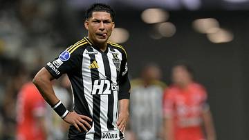 Atacante entrou na Justiça do Trabalho contra o Atlético-MG Atacante entrou na Justiça do Trabalho contra o Atlético-MG