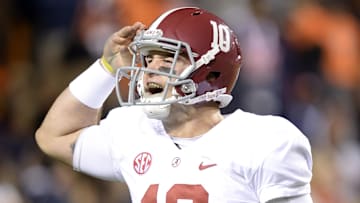 Alabama Crimson Tide quarterback AJ McCarron (10)
