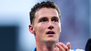 Benjamin Pavard est suspendu pour le déplacement à Nantes. Benjamin Pavard est suspendu pour le déplacement à Nantes.