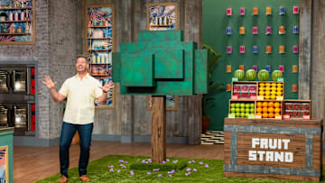Jesse Palmer presents the Minecraft Square Fruit Entremets Challenge