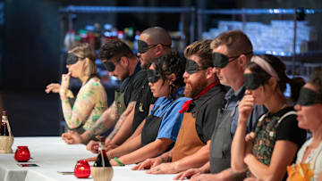 Blind taste challenge on 24 in 24 Last Chef Standing Season 2 episode 2 