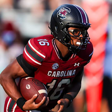 Aug 31, 2024; Columbia, South Carolina, USA; South Carolina Gamecocks quarterback LaNorris Sellers (16) rushes against the Old Dominion Monarchs in the second quarter at Williams-Brice Stadium. Mandatory Credit: Jeff Blake-Imagn Images