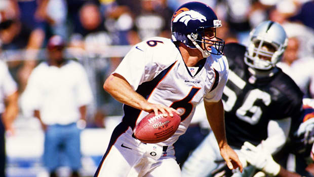 Denver Broncos quarterback Bubby Brister (6) in action against the Oakland Raiders at Oakland-Alameda County Coliseum.