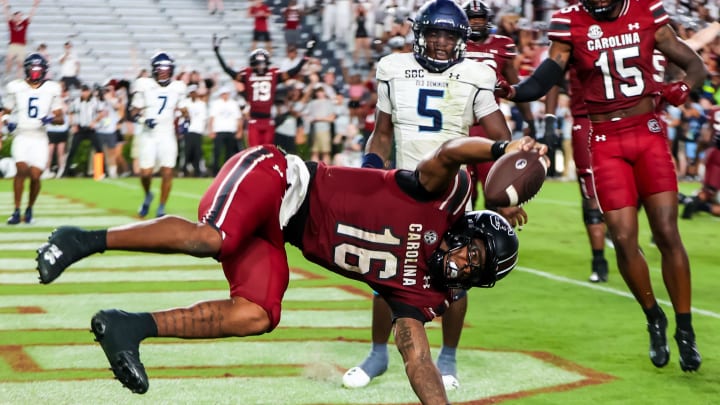 Aug 31, 2024; Columbia, South Carolina, USA; South Carolina Gamecocks quarterback LaNorris Sellers (16) dives over the goal line for a touchdown against the Old Dominion Monarchs in the fourth quarter at Williams-Brice Stadium. Mandatory Credit: Jeff Blake-USA TODAY Sports