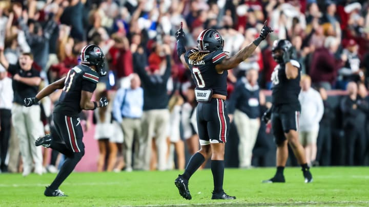 South Carolina football linebacker Debo Williams, safety Nick Emmanwori, and tackle TJ Sanders