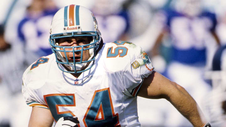 Miami Dolphins Hall of Fame linebacker Zach Thomas during a 1996 game against the New York Giants.