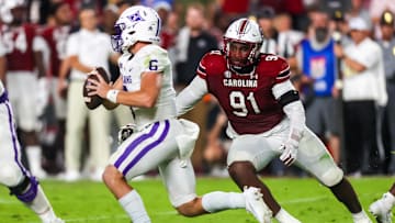 South Carolina football defensive lineman Tonka Hemingway