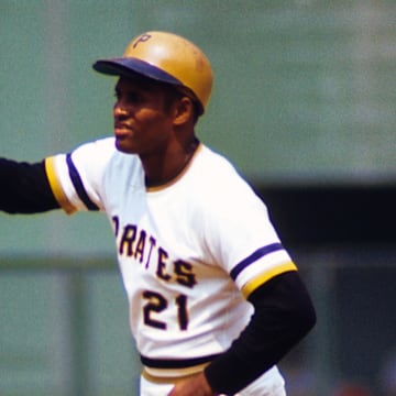 1971; Pittsburgh, PA, USA; FILE PHOTO; Pittsburgh Pirates right fielder Roberto Clemente in action at Three Rivers Stadium.