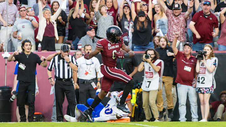 South Carolina football tight end Josh Simon