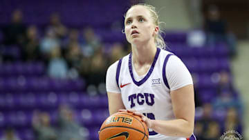 Hailey Van Lith at the Free Throw line against FAU