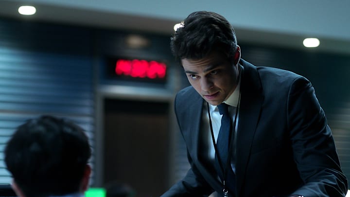 The Recruit. Noah Centineo as Owen Hendricks in episode 101 of The Recruit. Cr. Courtesy of Netflix © 2022