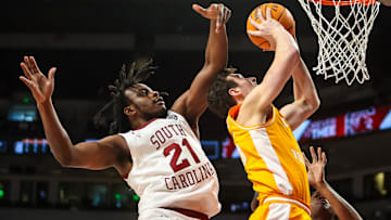 Former South Carolina basketball forward Ja'Von Benson