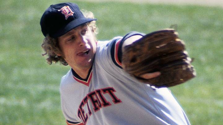 The 4 Essential Cards of Mark Fidrych