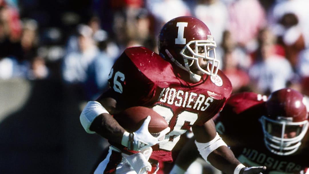 Nov 17, 1990; Bloomington, IN, USA; FILE PHOTO; Indiana Hoosiers running back Vaughn Dunbar (26) in action against the Illinois Fighting Illini at Memorial Stadium. Mandatory Credit: RVR Photos-Imagn Images 