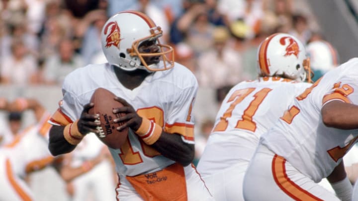 Tampa Bay Buccaneers quarterback Parnell Dickinson on the field against the Buffalo Bills at Tampa Stadium. Tampa Bay Buccaneers quarterback Parnell Dickinson on the field against the Buffalo Bills at Tampa Stadium.