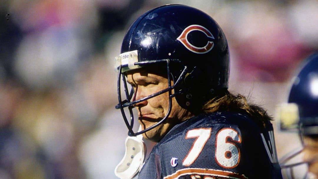 Chicago Bears defensive tackle Steve McMichael on the field against the Philadelphia Eagles 