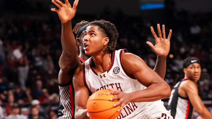 Mar 4, 2025; Columbia, South Carolina, USA; South Carolina Gamecocks forward Collin Murray-Boyles (30) looks to score against the Georgia Bulldogs in the first half at Colonial Life Arena. Mandatory Credit: Jeff Blake-Imagn Images Mar 4, 2025; Columbia, South Carolina, USA; South Carolina Gamecocks forward Collin Murray-Boyles (30) looks to score against the Georgia Bulldogs in the first half at Colonial Life Arena. Mandatory Credit: Jeff Blake-Imagn Images