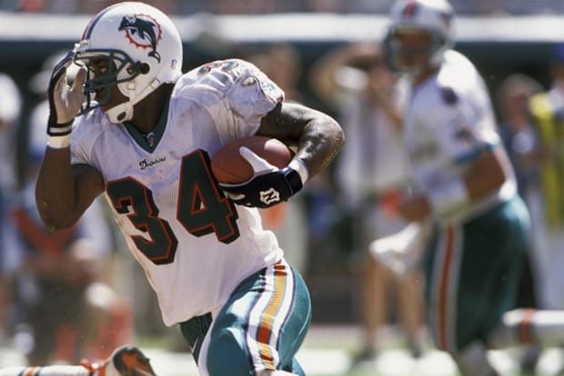 Miami Dolphins RB Thurman Thomas in 2000.