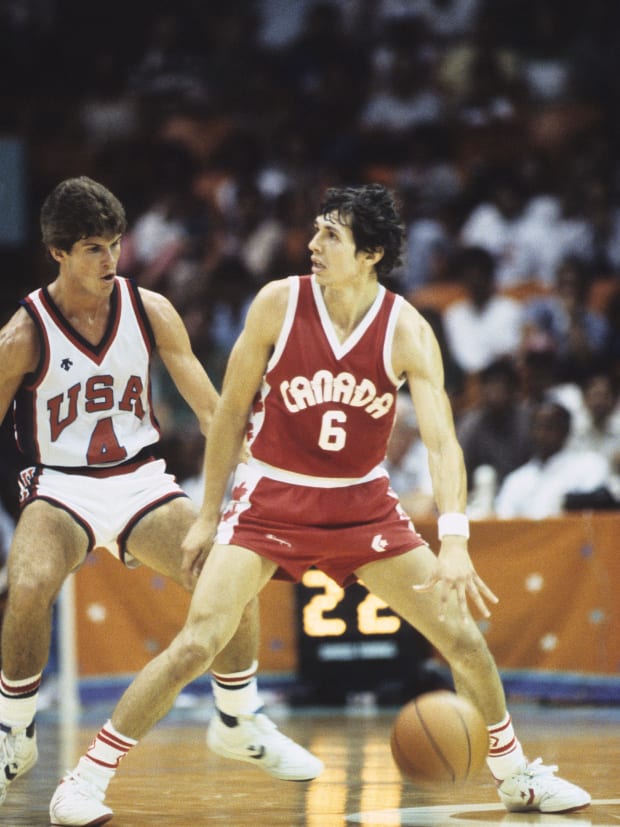 Aug 8, 1984; Los Angeles, CA, USA; FILE PHOTO; USA mens basketball guard Steve Alford (4) in action against Canada during the