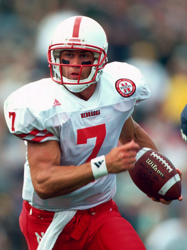 Nebraska Cornhuskers quarterback Eric Crouch in action against the Notre Dame Irish at Notre Dame Stadium. 