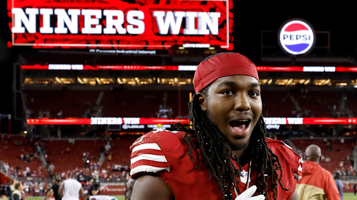 San Francisco 49ers running back Jordan Mason (24)