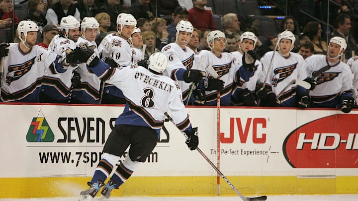 Jan 25, 2006; Pittsburgh, PA, USA; Washington Capitals left wing Alexander Ovechkin (8) is congratulated by his teammates after scoring a goal against the Pittsburgh Penguins at Mellon Arena. Mandatory Credit: Tom Szczerbowski-Imagn Images Copyright © 2005 Tom Szczerbowski