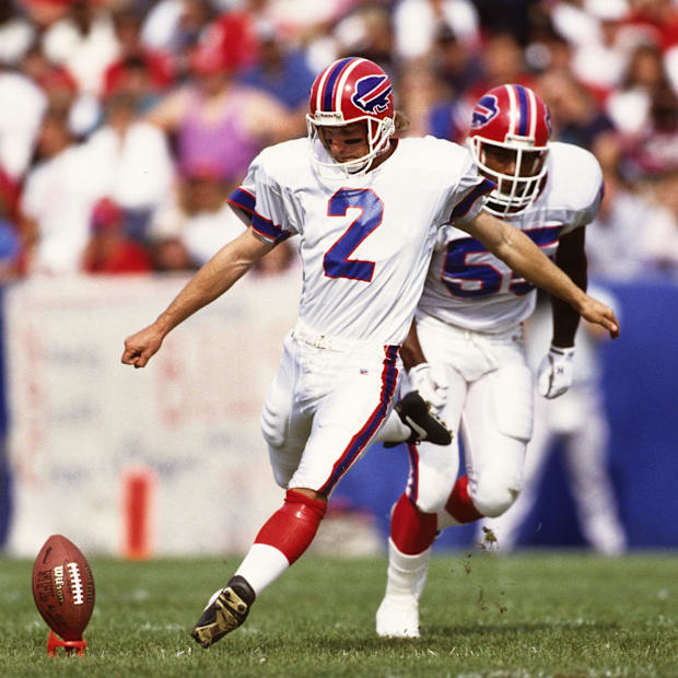 Former Buffalo Bills kicker kicks off against the New England Patriots.