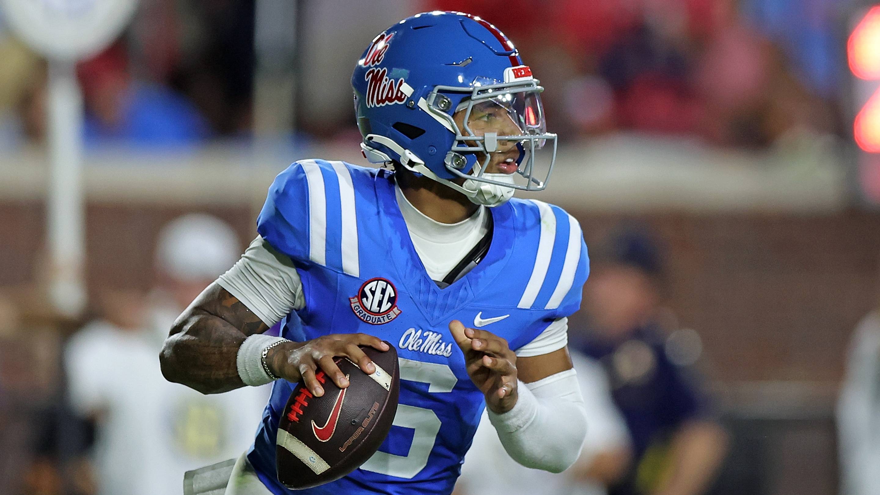 College football rankings: Projected AP Top 25 after Ole Miss topples LSU, Texas A&M upset, Oklahoma survives