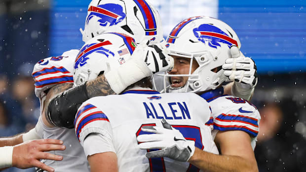 Buffalo Bills celebrating