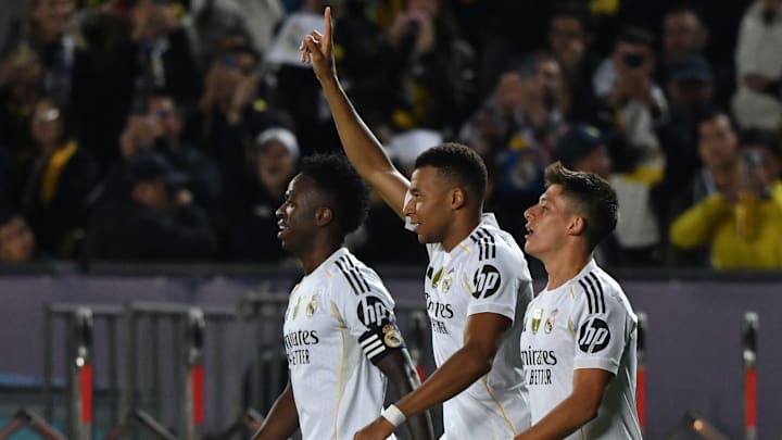 Mbappé marcó triplete en victoria del Madrid en Champions