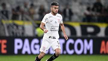 Argentinos Juniors alega que Corinthians não pagou por Fausto Vera