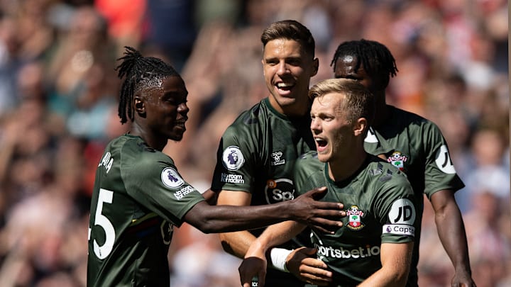 Tottenham Hotspur v Southampton FC - Premier League