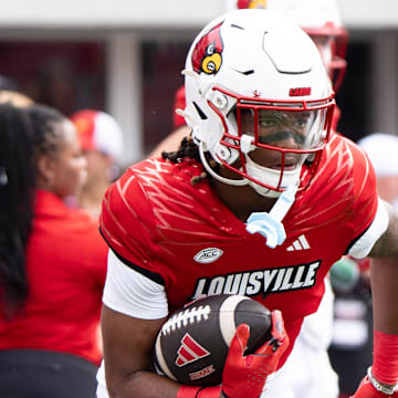 Louisville Cardinals wide receiver Jadon Thompson (2) warms up ahead of their game against the Austin Peay Governors on Saturday, Aug. 31, 2024 at L&N Federal Credit Union Stadium in Louisville, Ky.