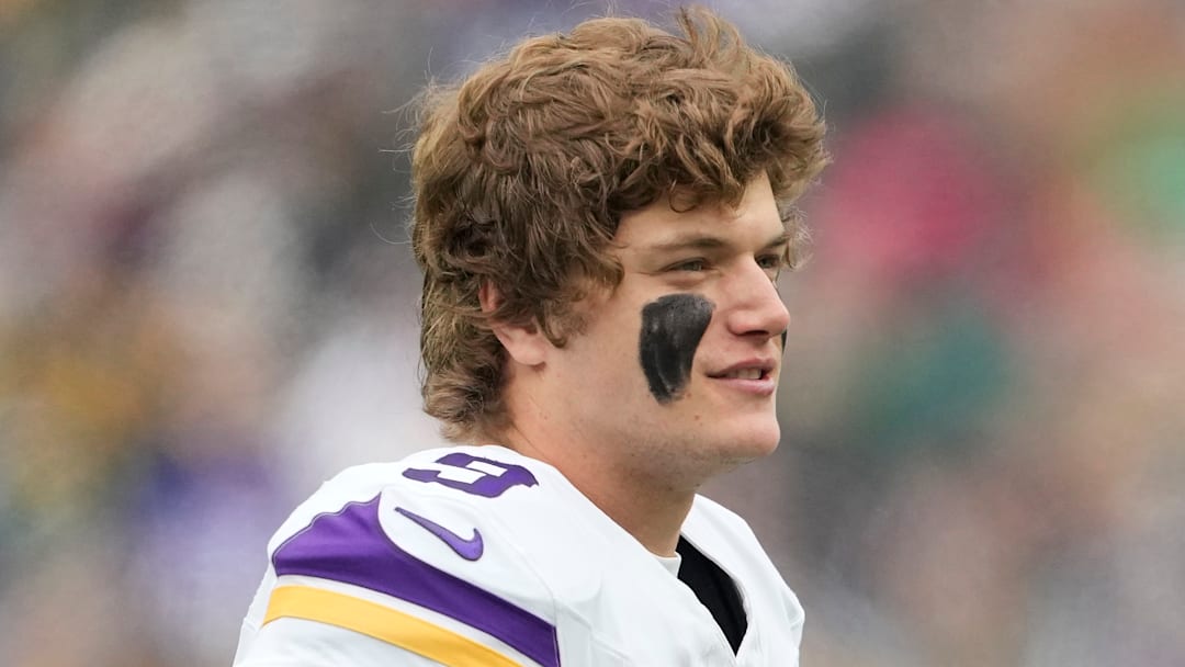 Minnesota Vikings v Green Bay Packers Minnesota Vikings v Green Bay Packers