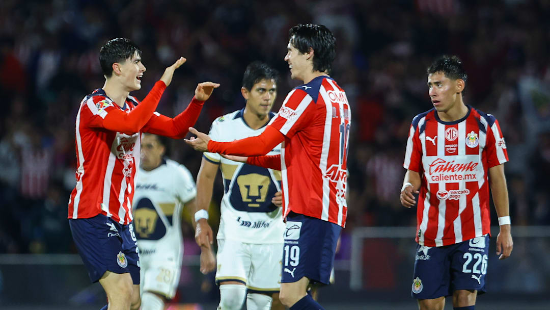 Pumas UNAM v Chivas - Torneo Apertura 2025 Liga MX