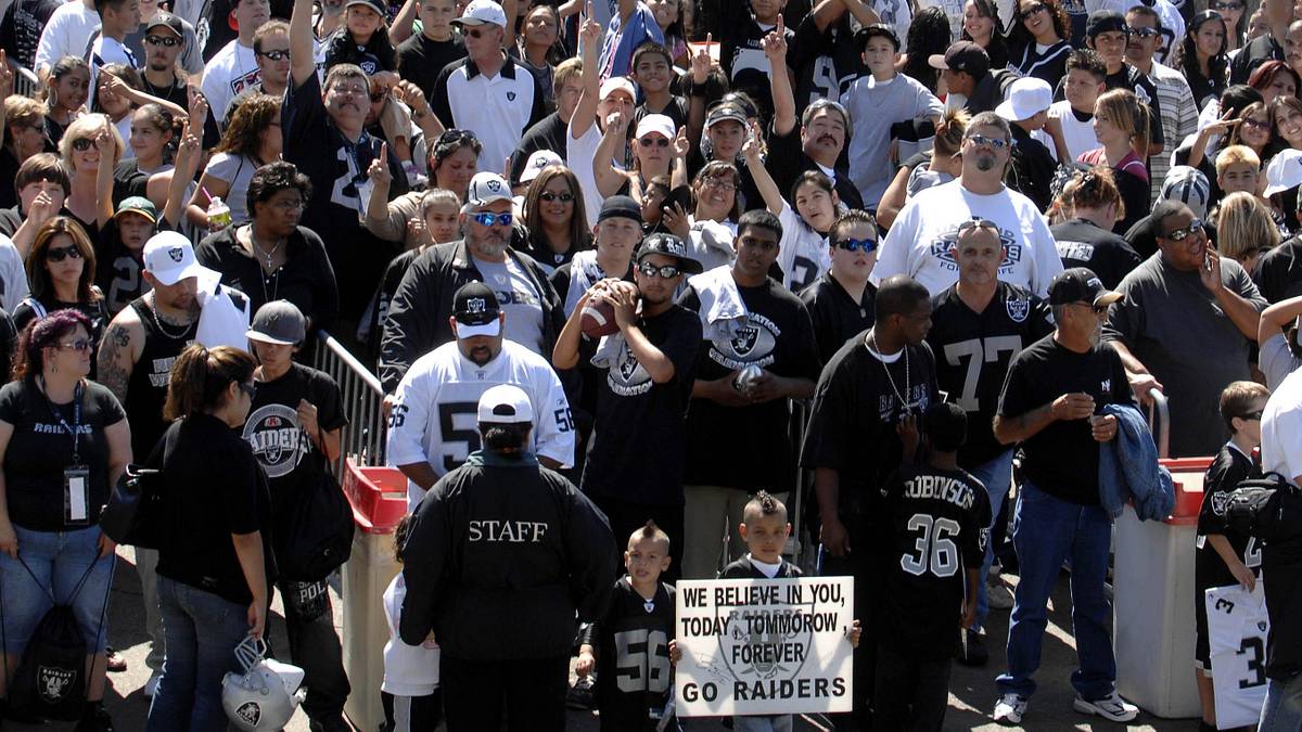 Las Vegas Raiders fans are the best in all of football