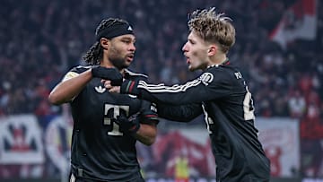 Serge Gnabry und Lennart Karl liegen derzeit flach Serge Gnabry und Lennart Karl liegen derzeit flach