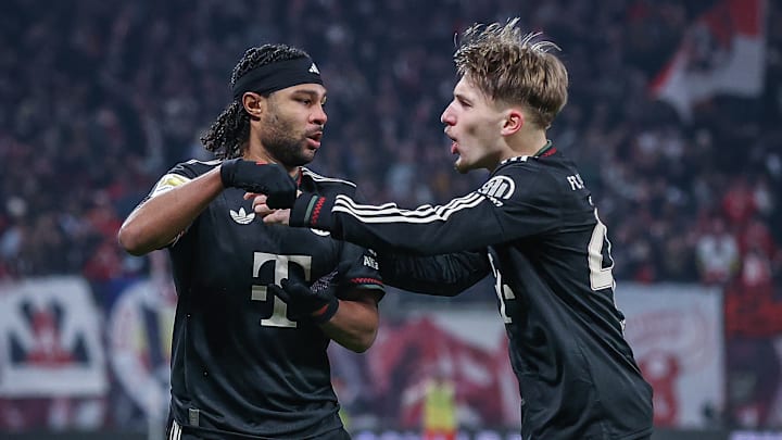 Serge Gnabry und Lennart Karl liegen derzeit flach