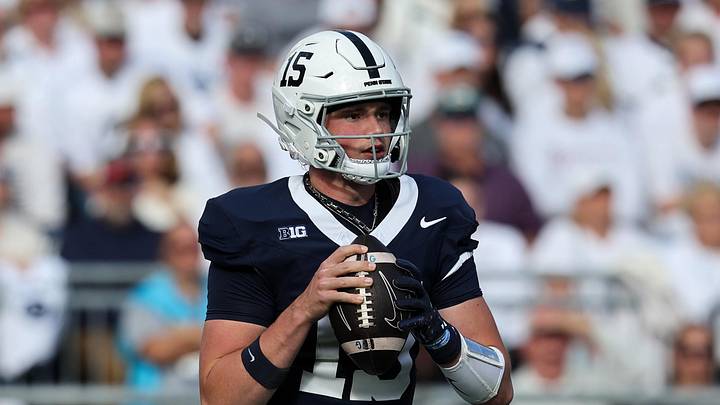 Penn State Nittany Lions quarterback Drew Allar (15)
