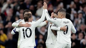 Luka Modric et Kylian Mbappé - Real Madrid