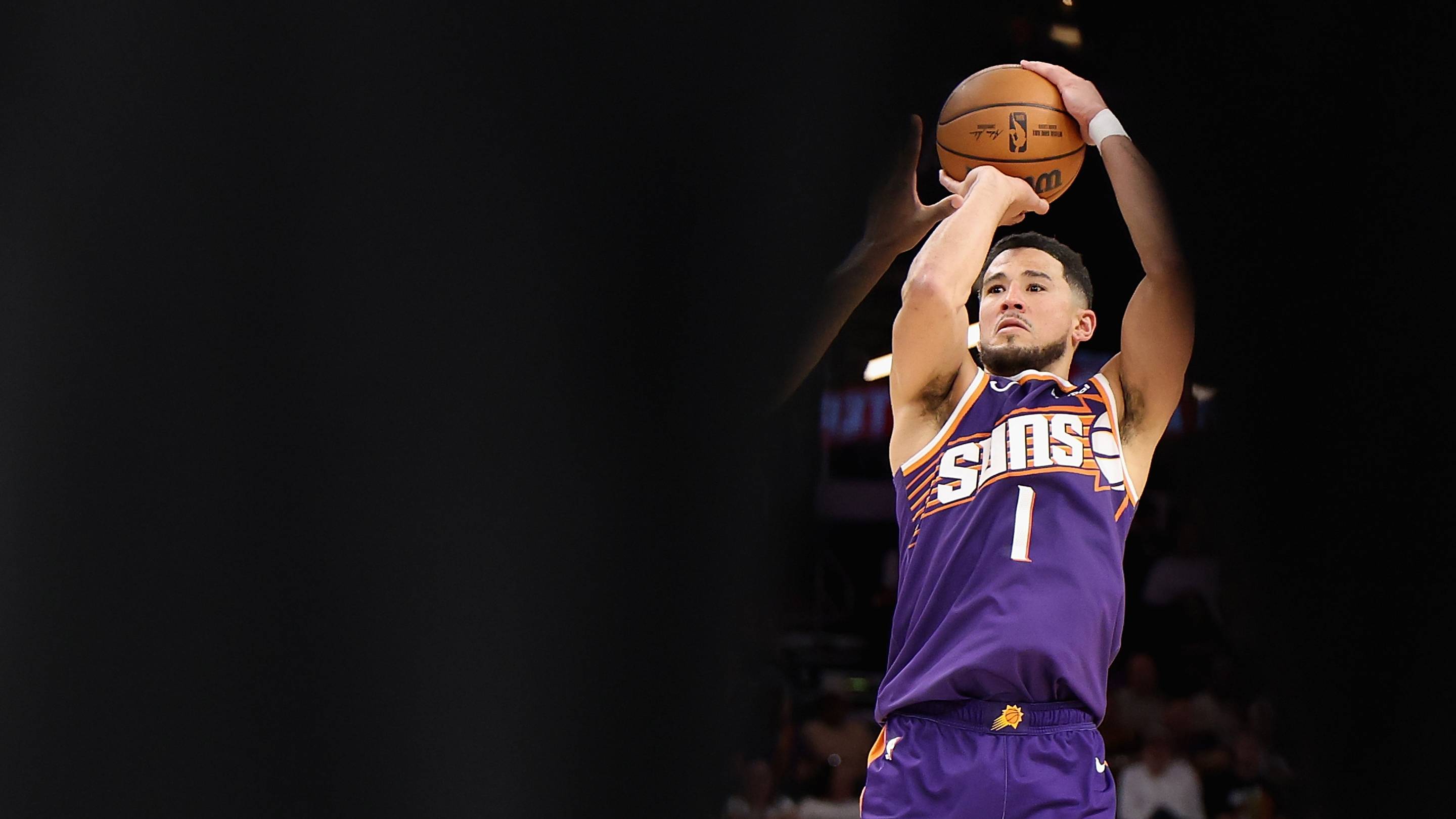 Perfect trade candidate emerging for Suns if Devin Booker ever wants out