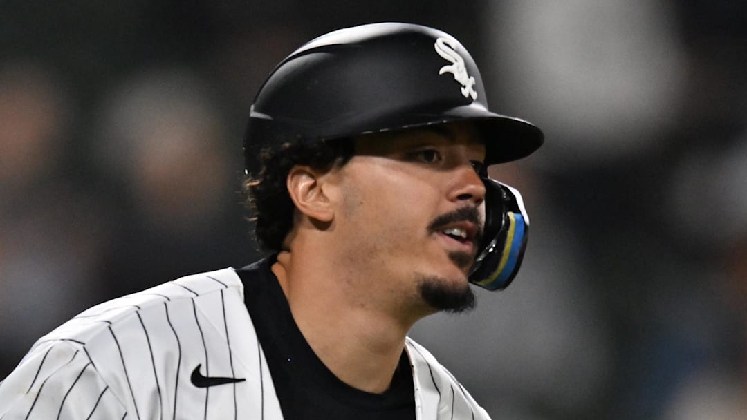 Apr 28, 2026; Chicago, Illinois, USA; Chicago White Sox third baseman Miguel Vargas (20) runs after hitting a single against the Los Angeles Angels during the fifth inning at Rate Field. Mandatory Credit: Patrick Gorski-Imagn Images